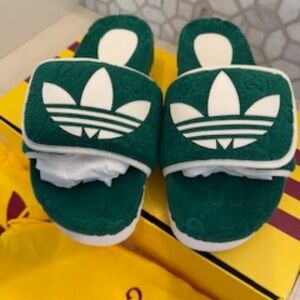 🐝 Adidas Gucci collab Slides *NEW 39